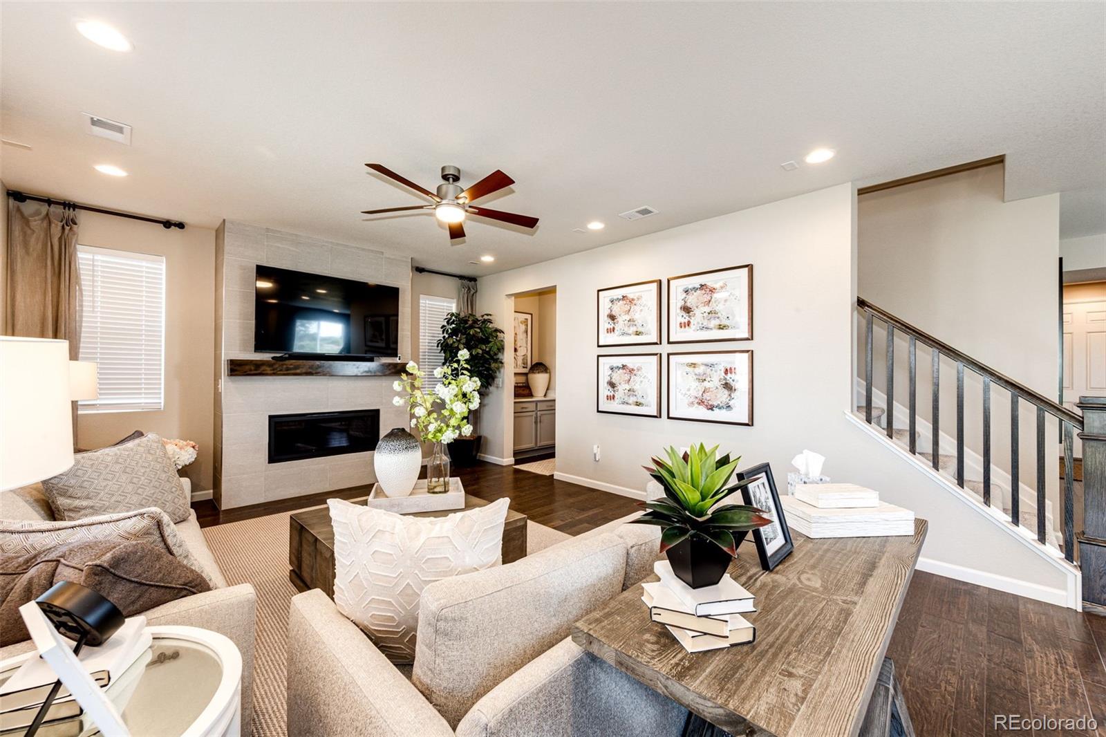 350 Vista Cliff Circle