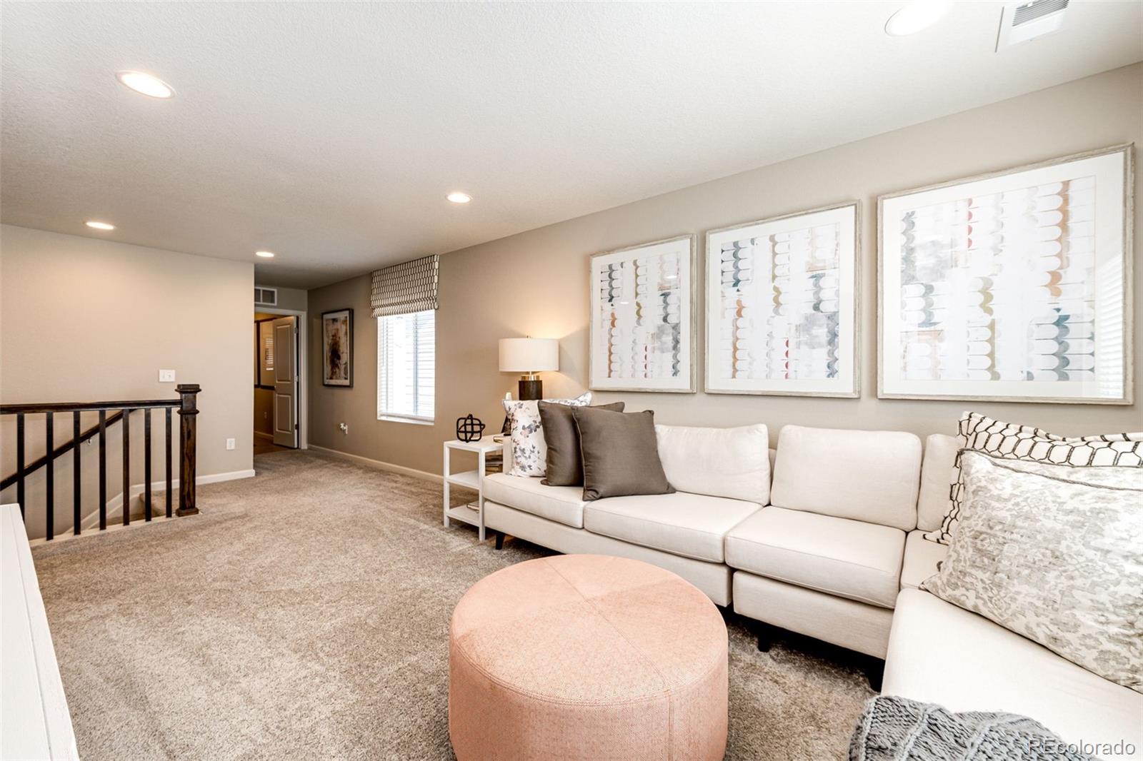350 Vista Cliff Circle