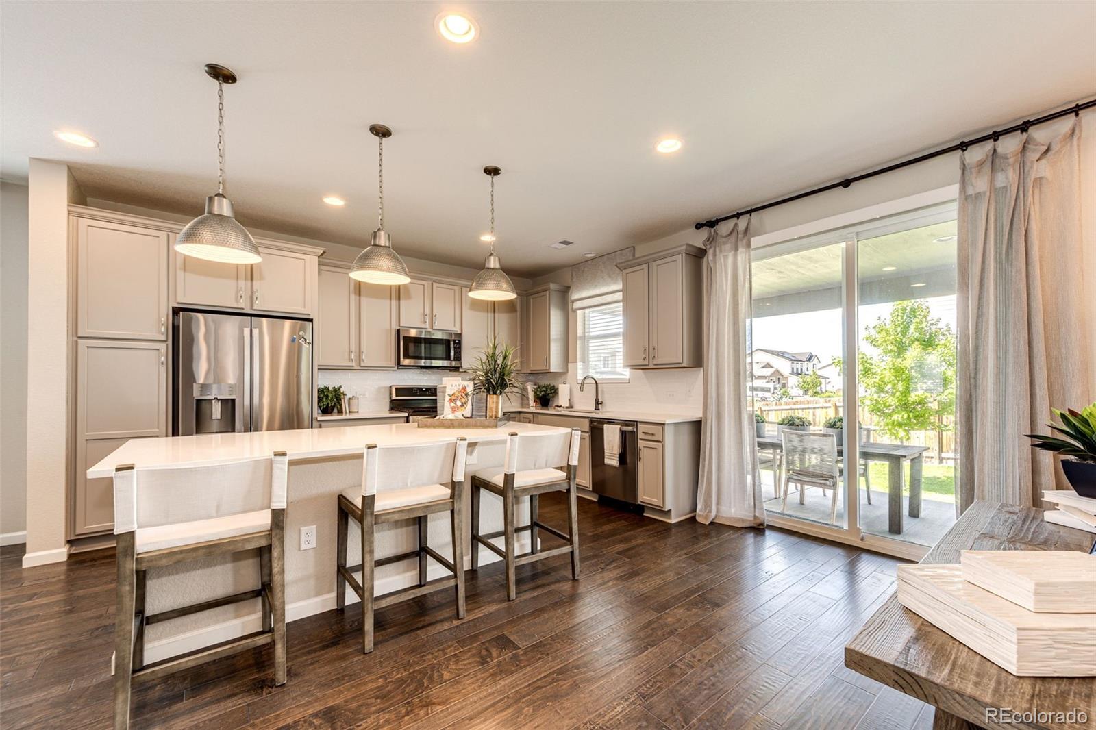 350 Vista Cliff Circle