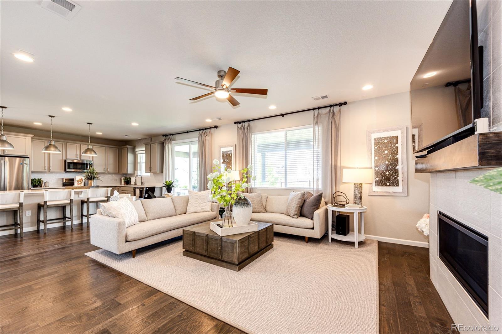 350 Vista Cliff Circle