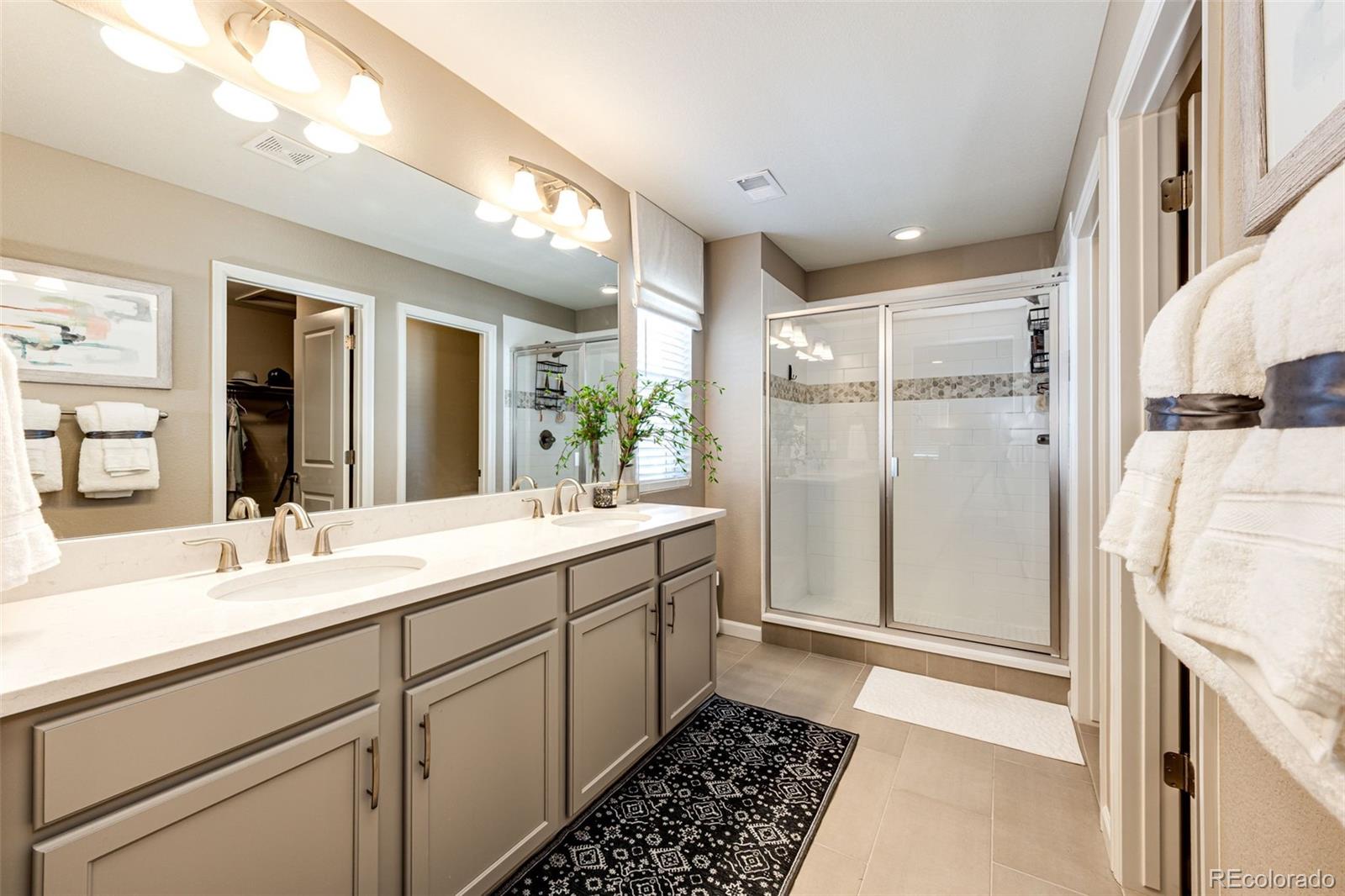 350 Vista Cliff Circle