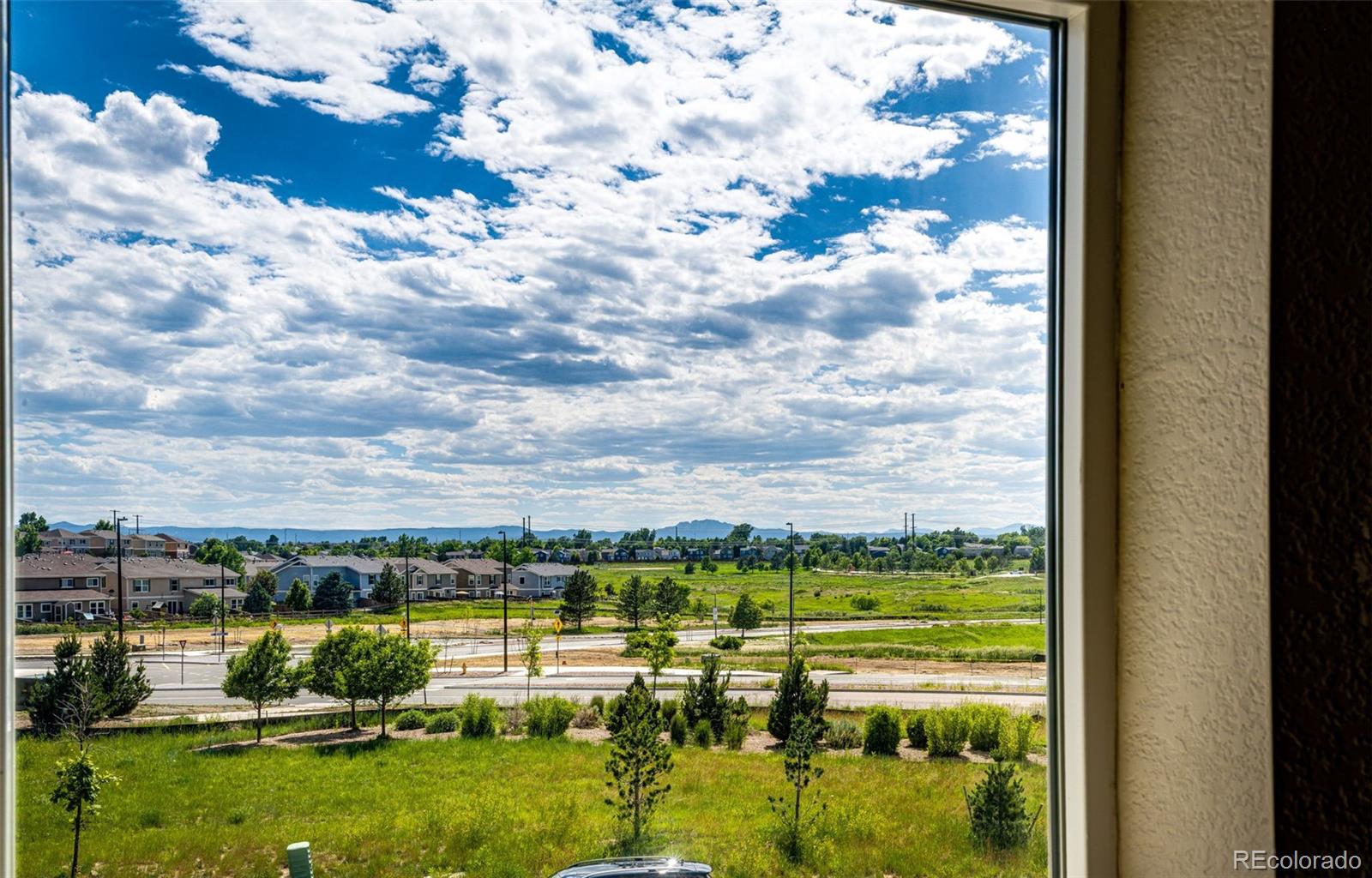 350 Vista Cliff Circle