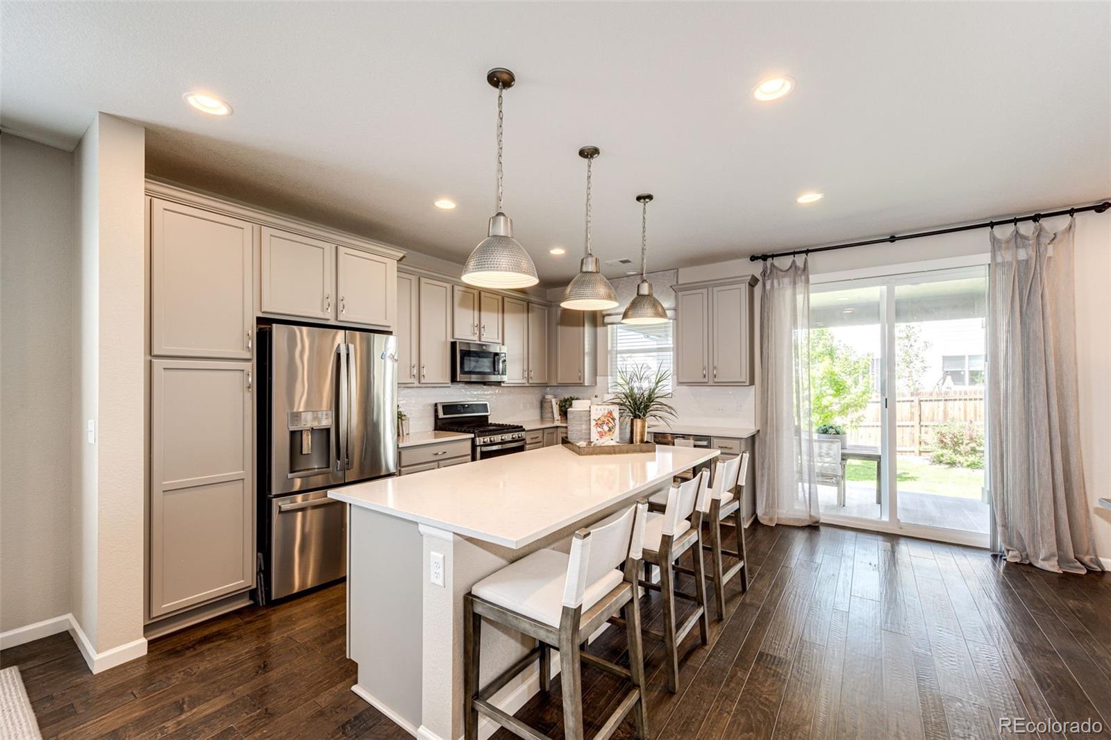 350 Vista Cliff Circle