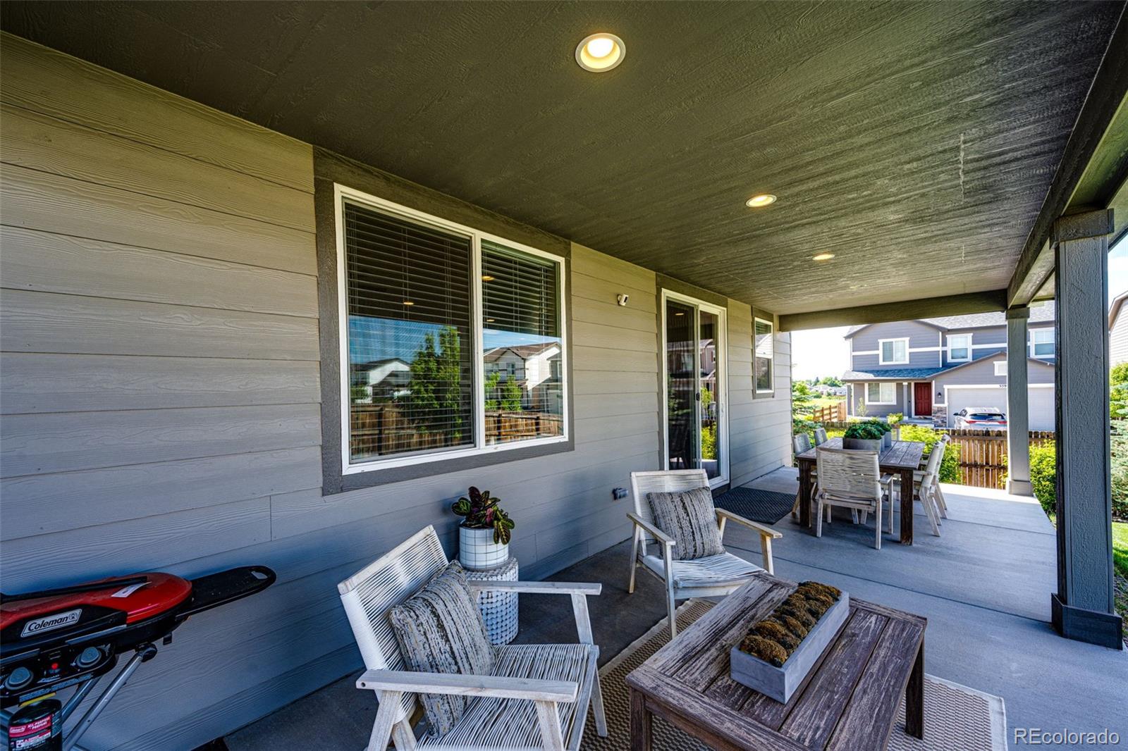 350 Vista Cliff Circle