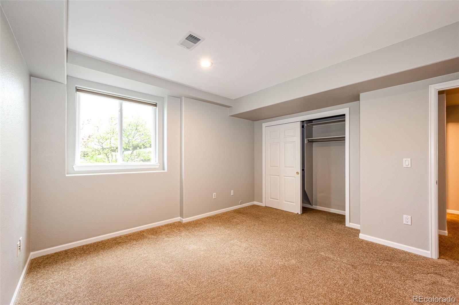 389 Shoreham Circle