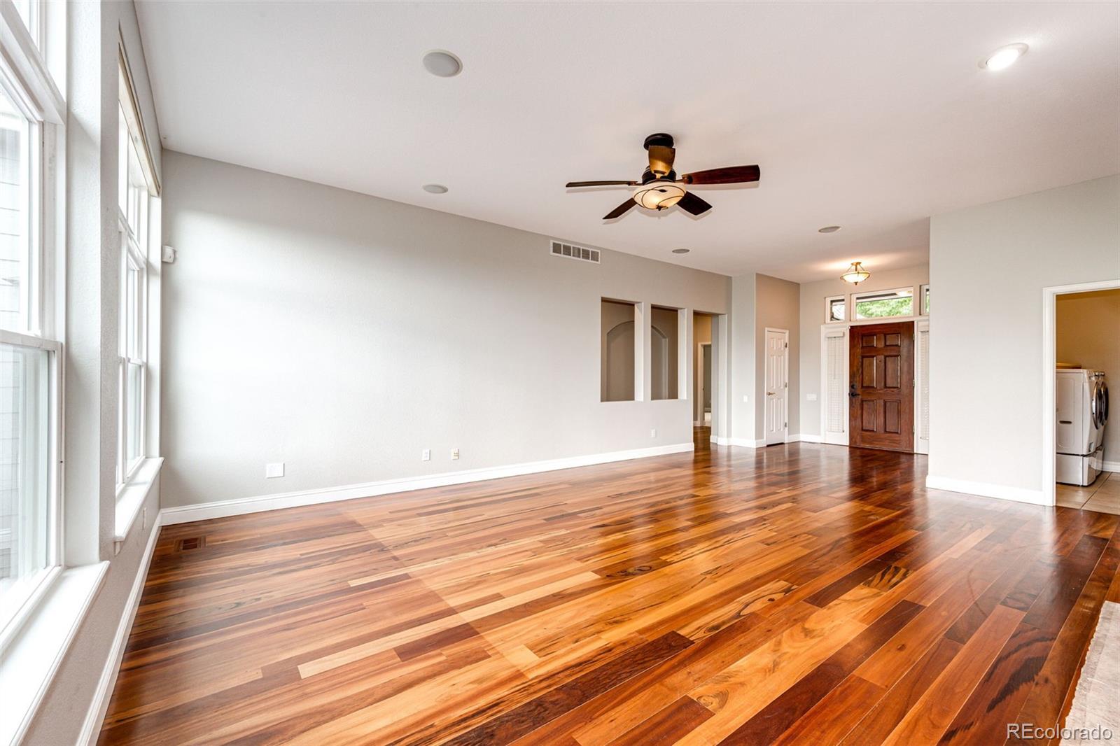 389 Shoreham Circle