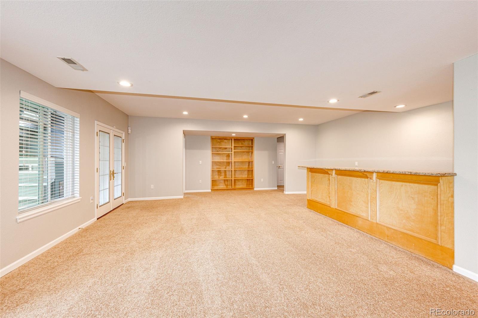 389 Shoreham Circle