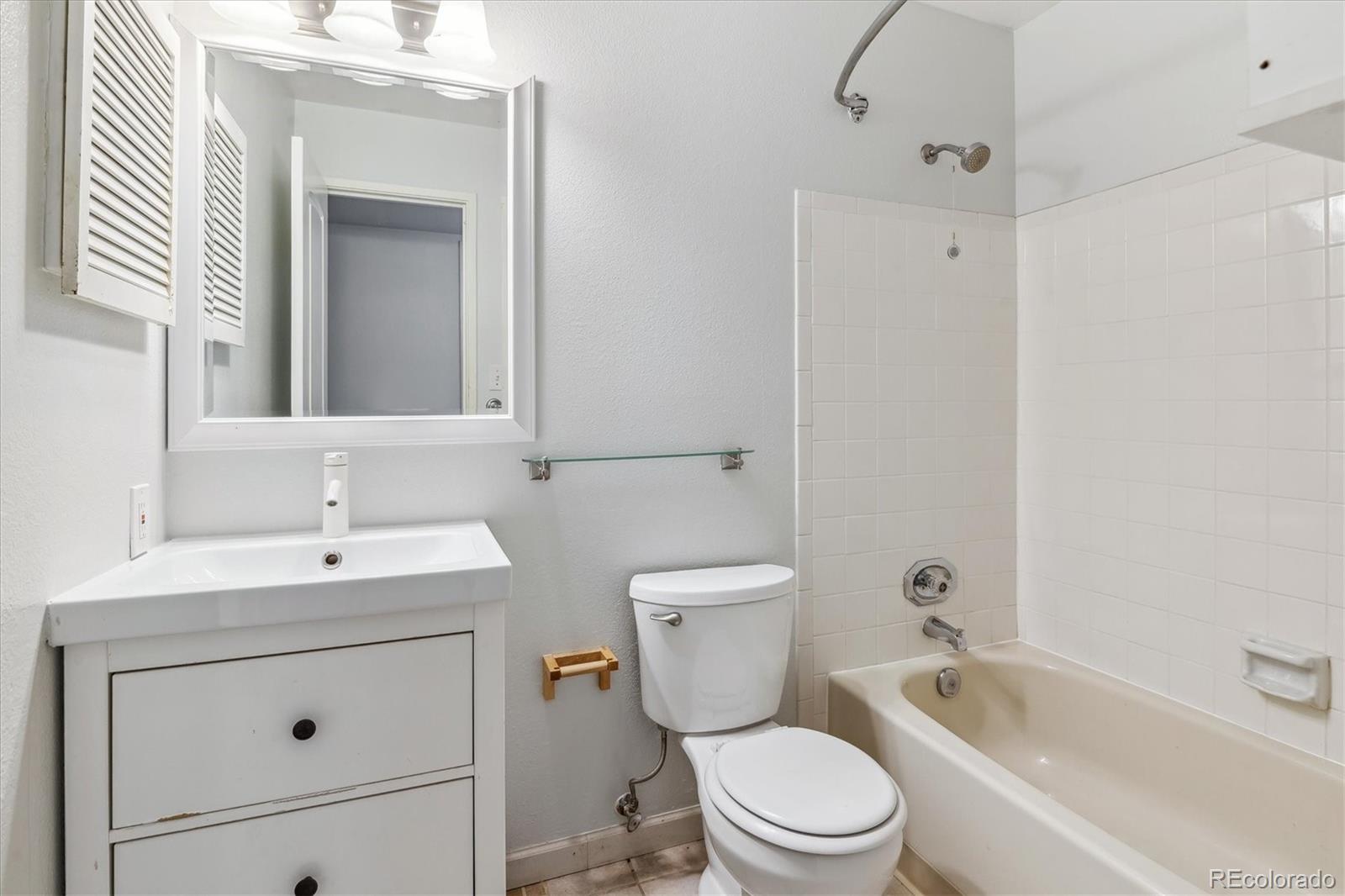 4400 S Quebec Street Unit: A208