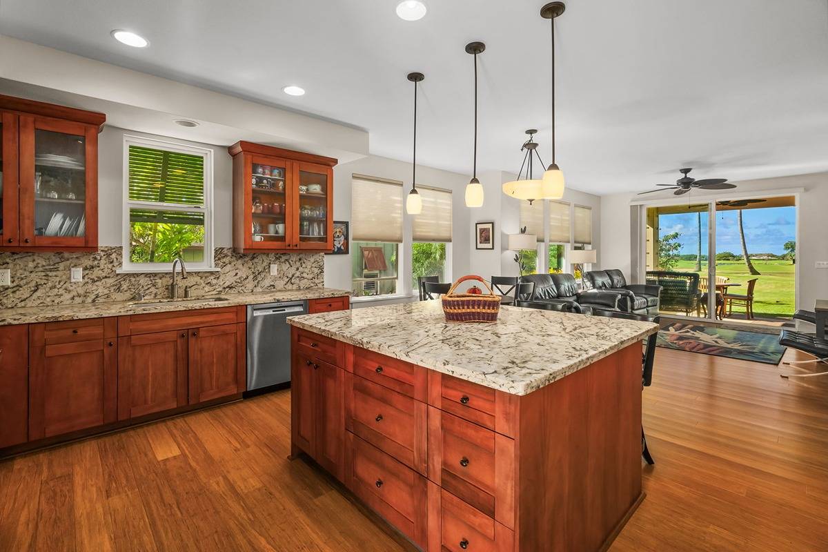 2611 Kiahuna Plantation Dr Unit: 8A