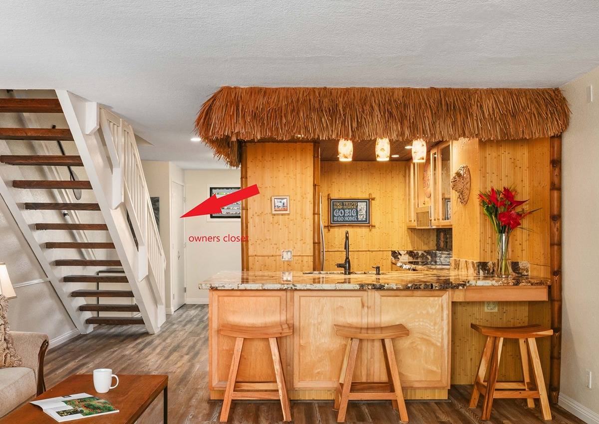 1661 Pee Rd Unit: 1-302