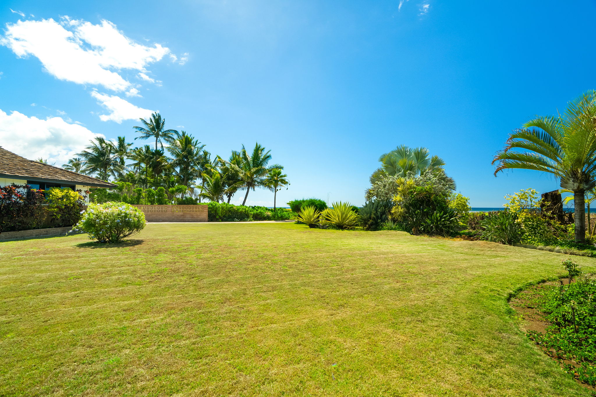 8585 KAUMUALII HWY