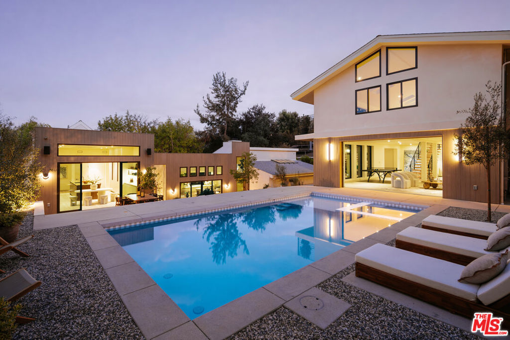 12160 Laurel Terrace Drive Studio City CA