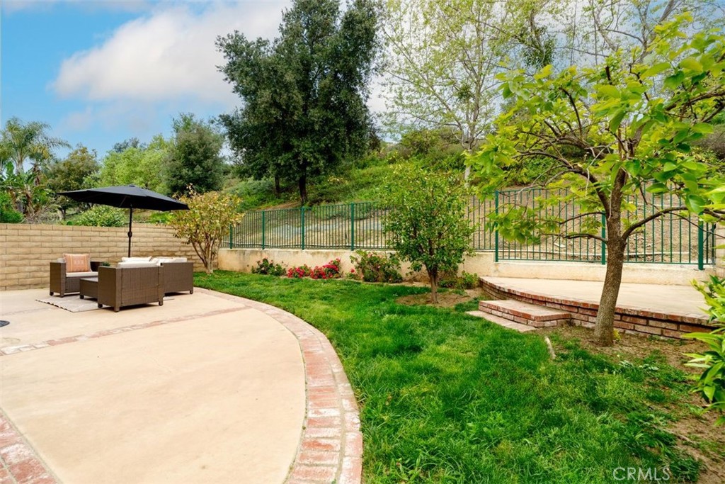 570 Shadow Lane