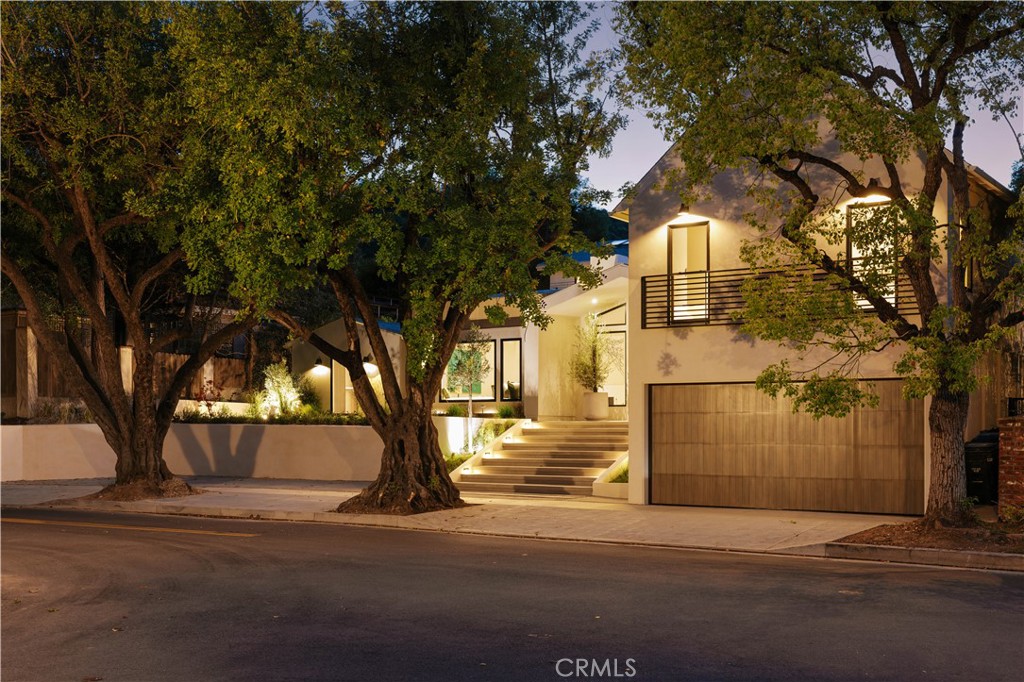 12162 Laurel Terrace Drive