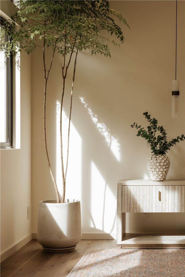 12162 Laurel Terrace Drive