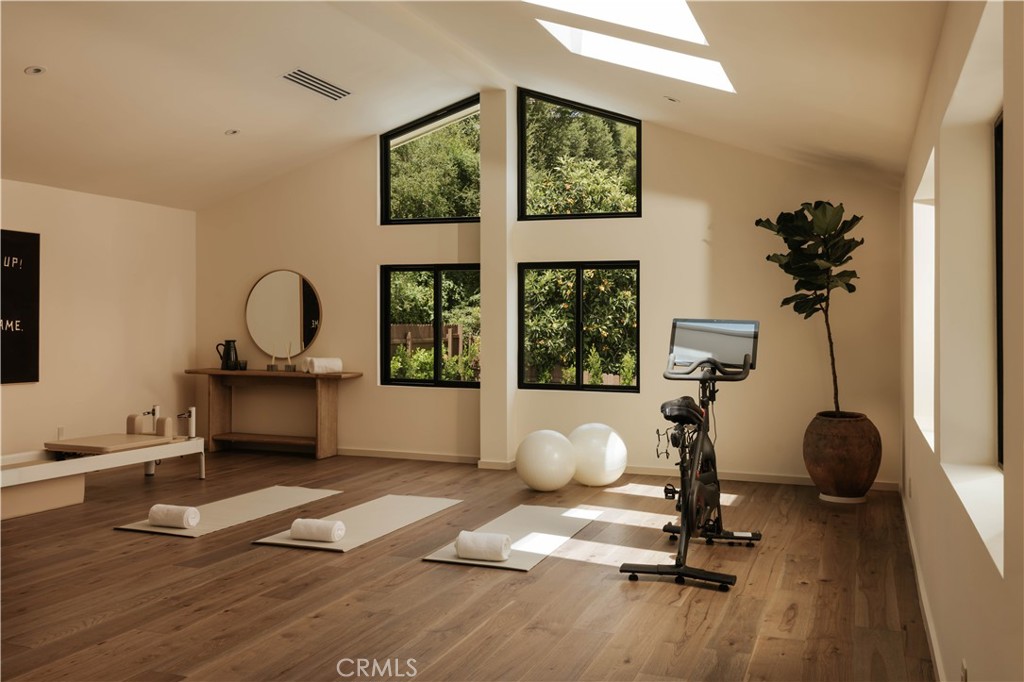 12162 Laurel Terrace Drive