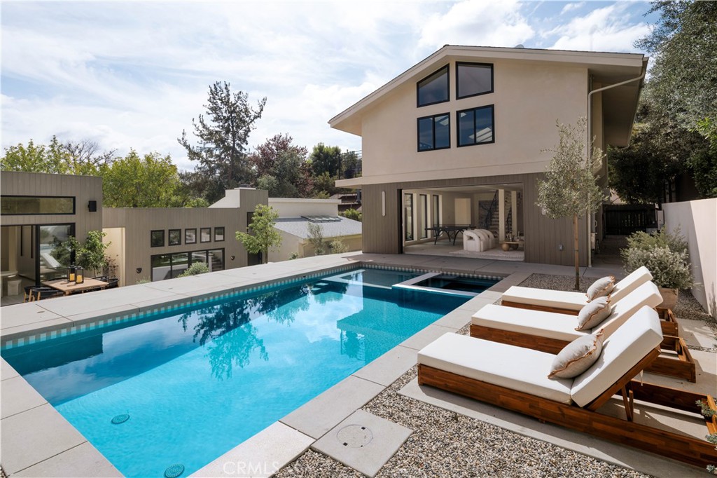 12162 Laurel Terrace Drive