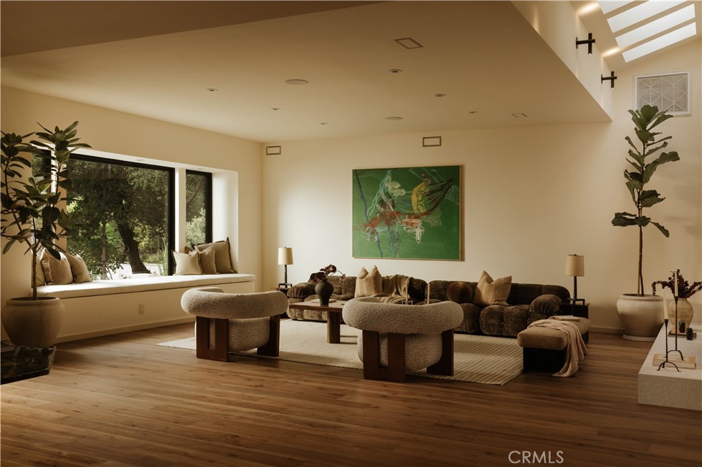 12162 Laurel Terrace Drive