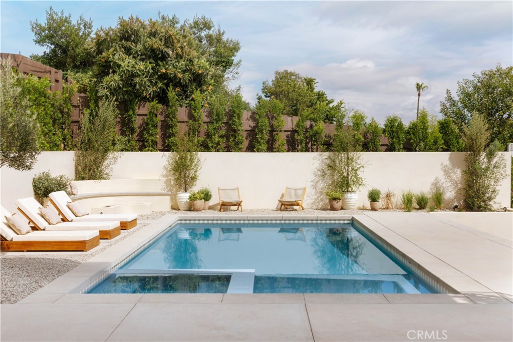 12162 Laurel Terrace Drive