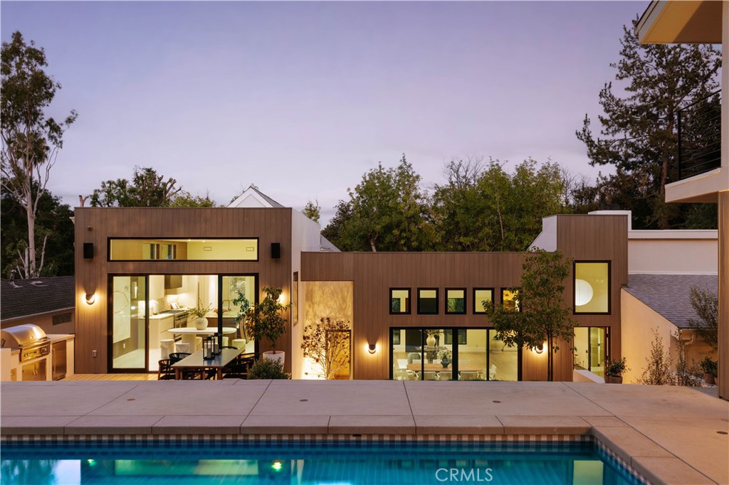 12162 Laurel Terrace Drive