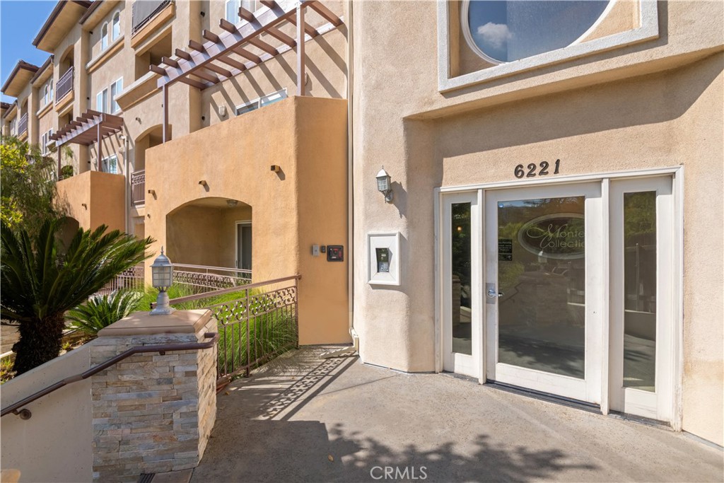 6221 Monterey 304