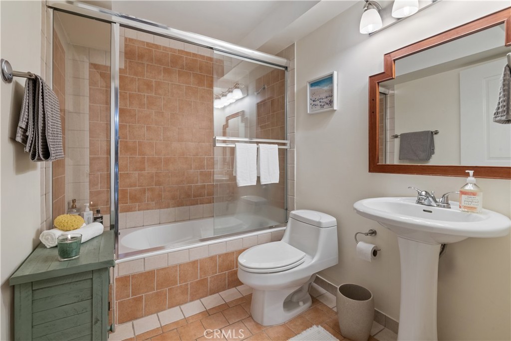 6221 Monterey 304