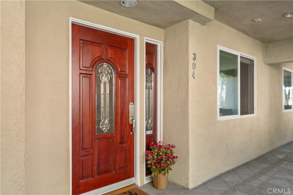 6221 Monterey 304