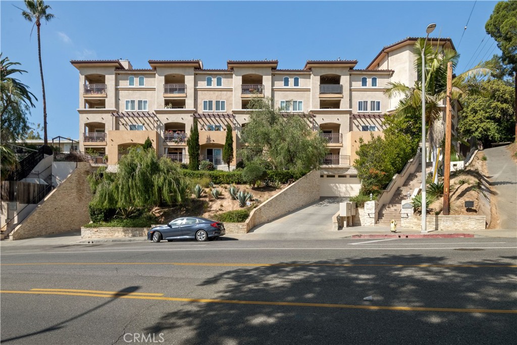 6221 Monterey 304