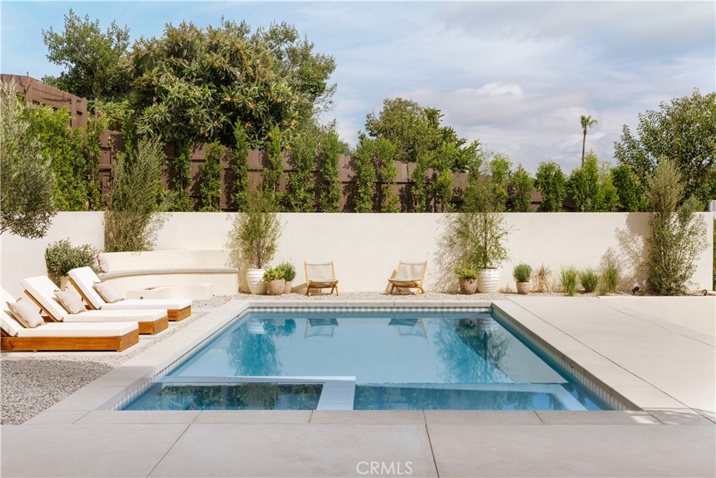 12162 Laurel Terrace Drive