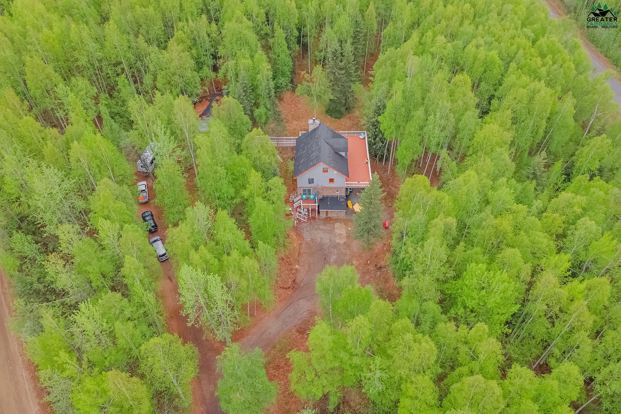 1383 DUPONT LANE