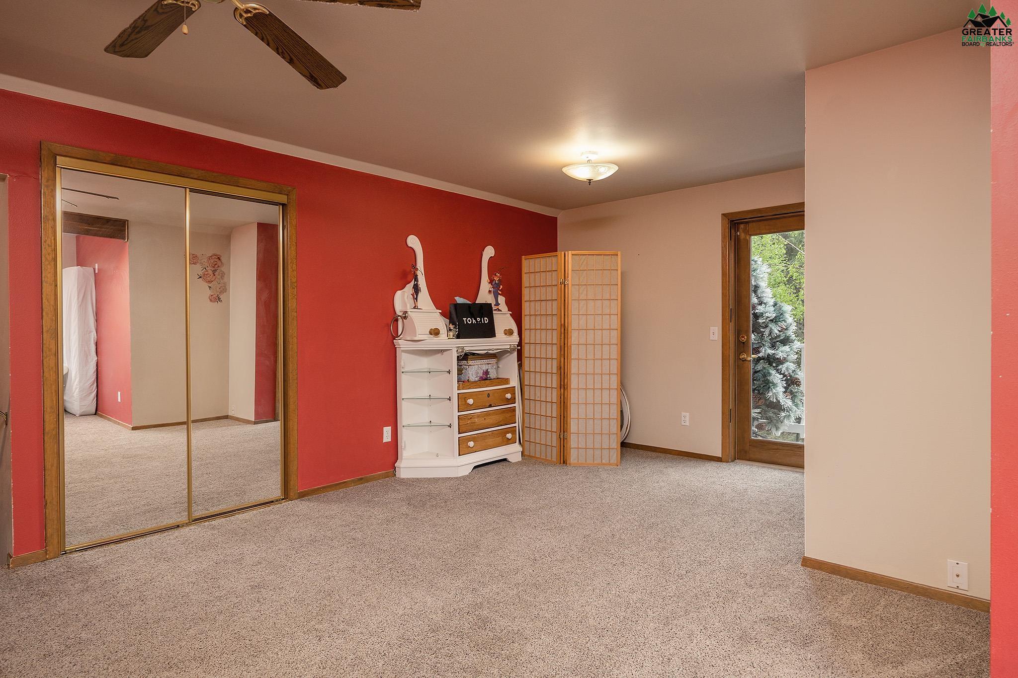 1383 DUPONT LANE