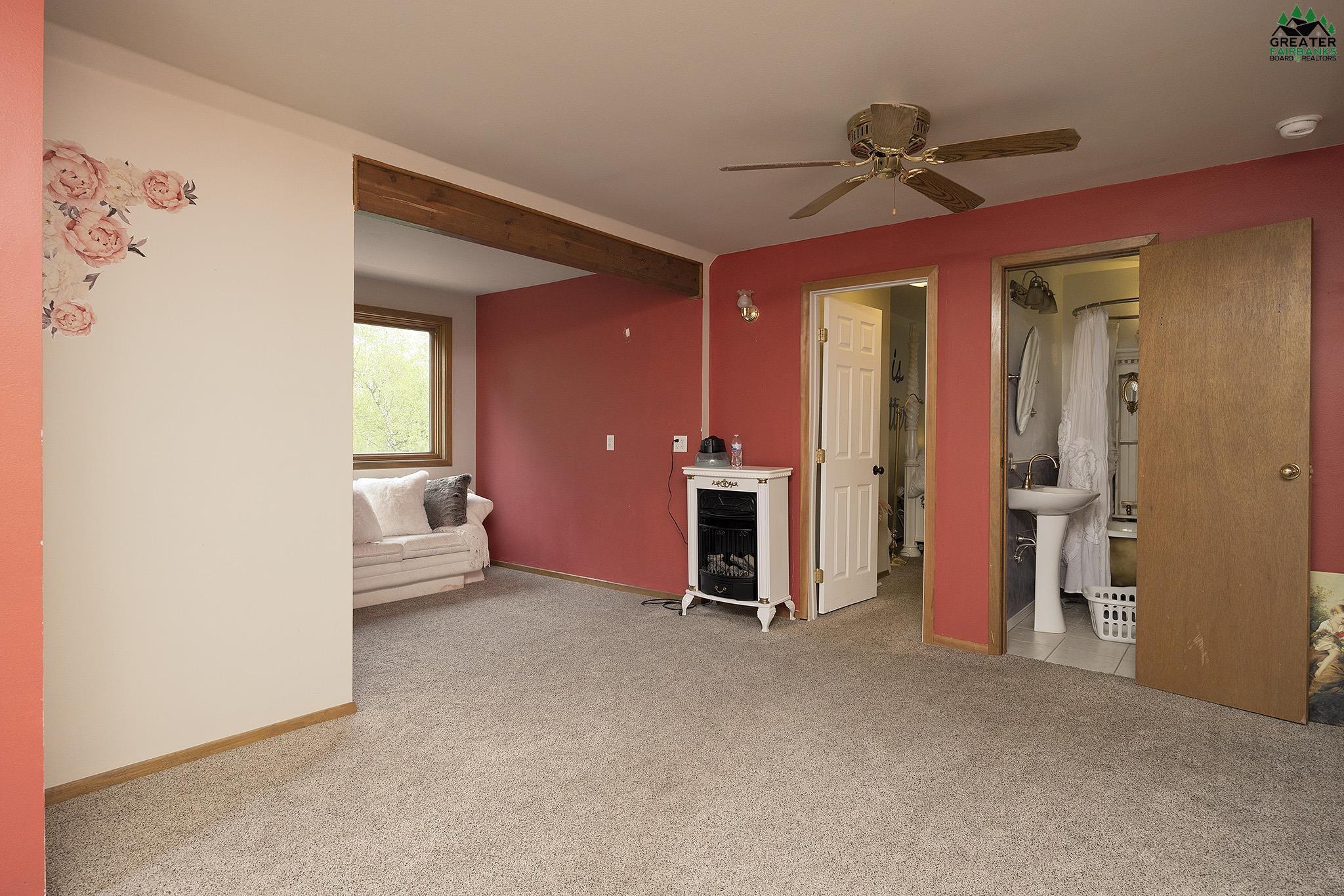 1383 DUPONT LANE