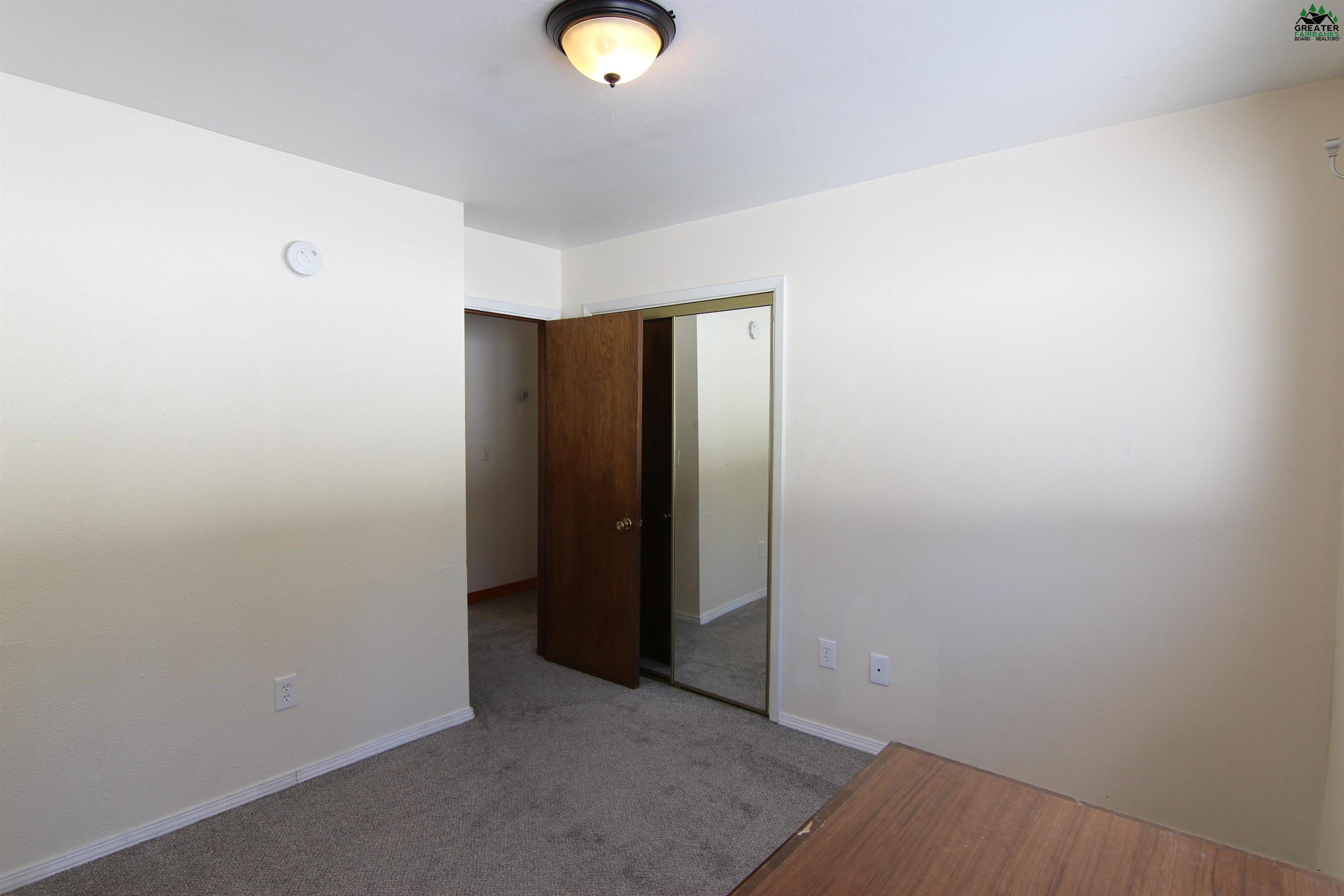 372 NARROW VIEW LANE