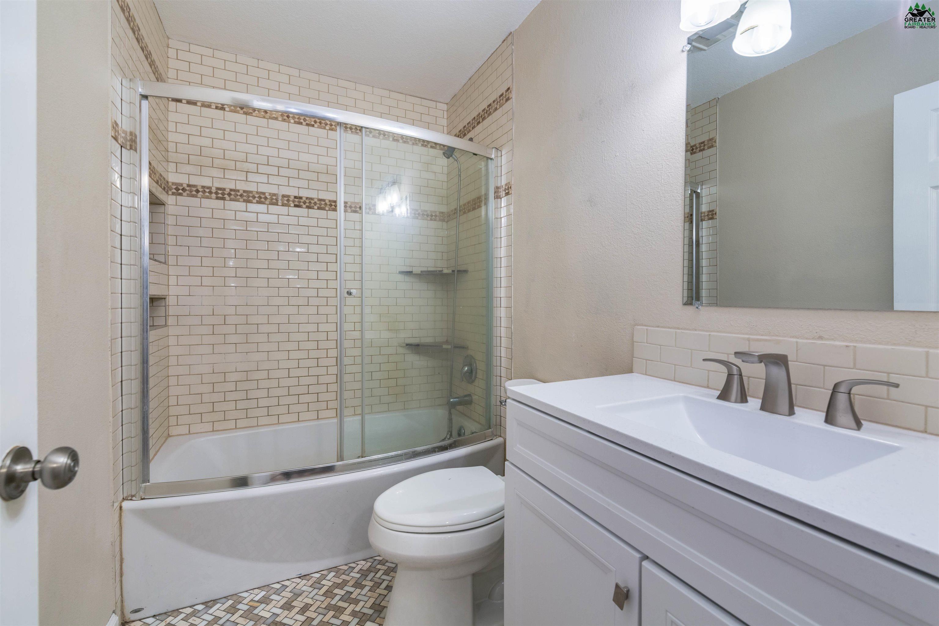 2505 LISA ANN DRIVE