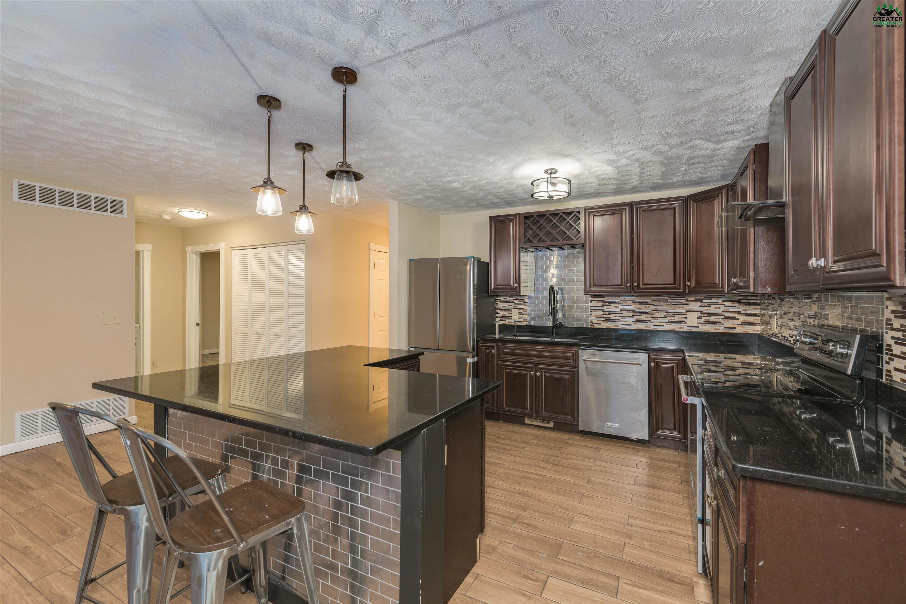 2505 LISA ANN DRIVE