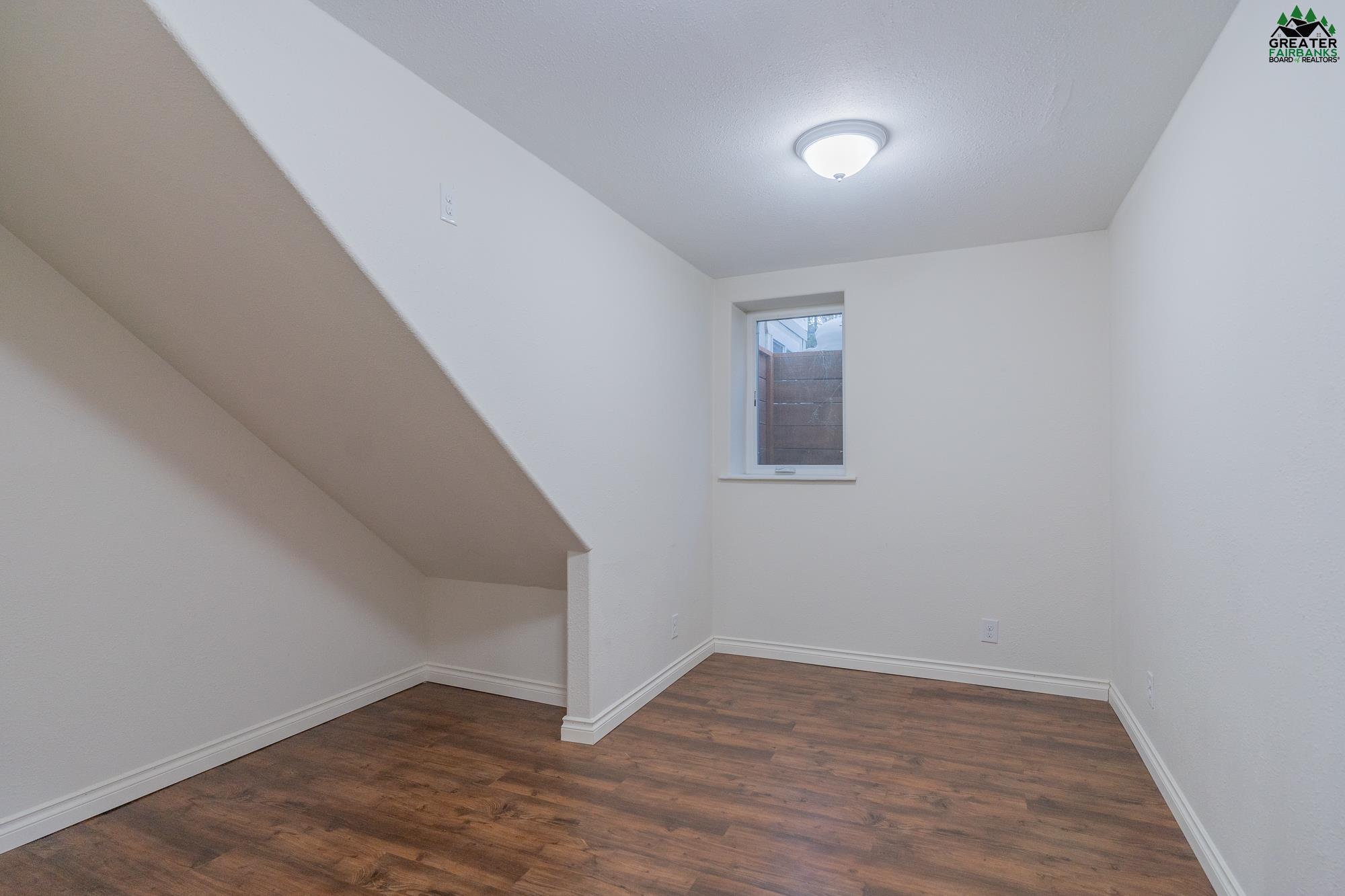 654 FELIZ STREET