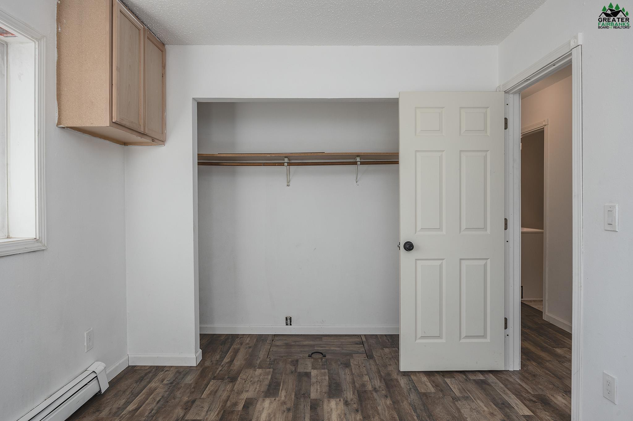 2208 GILLAM WAY