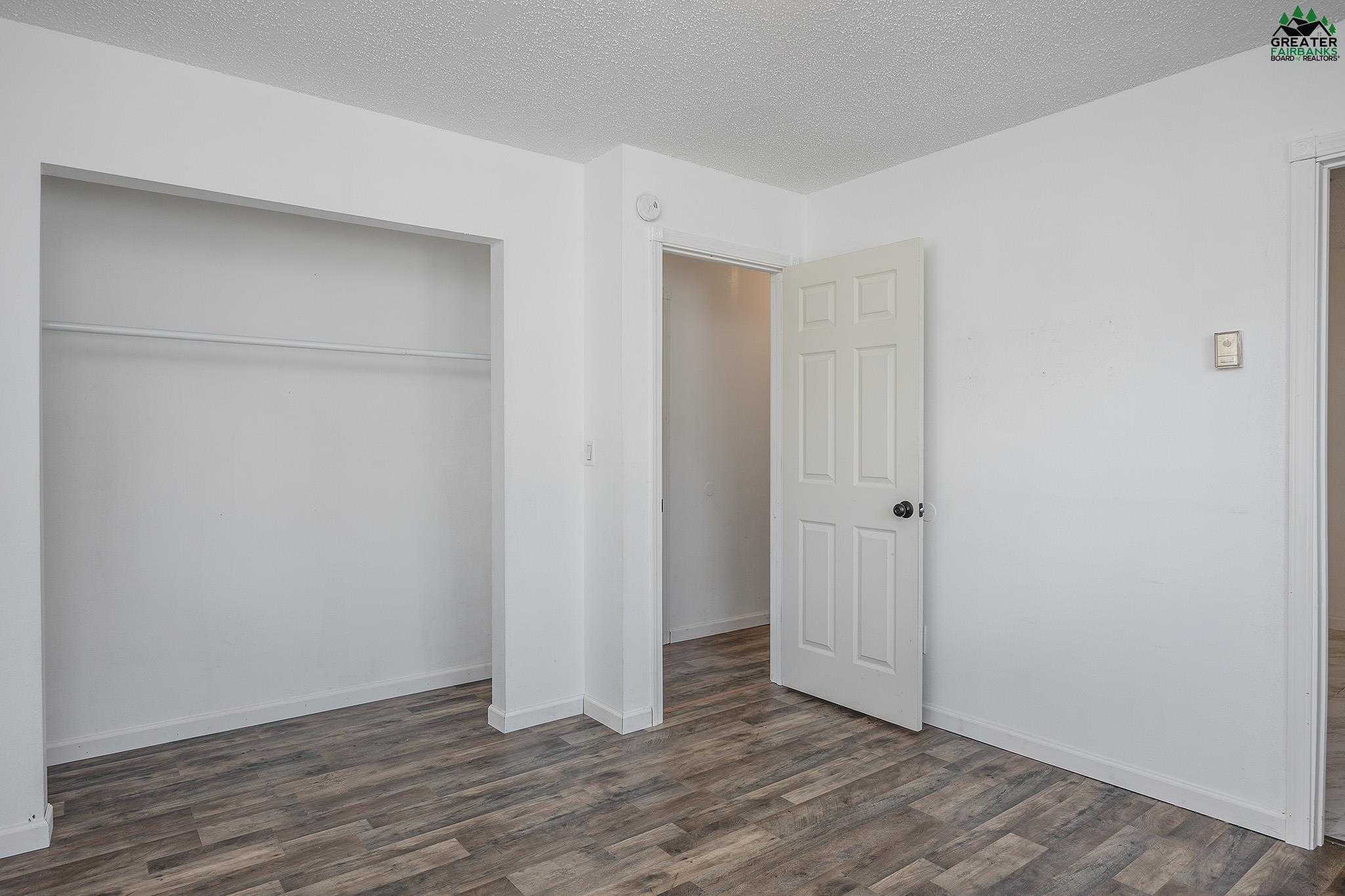 2208 GILLAM WAY