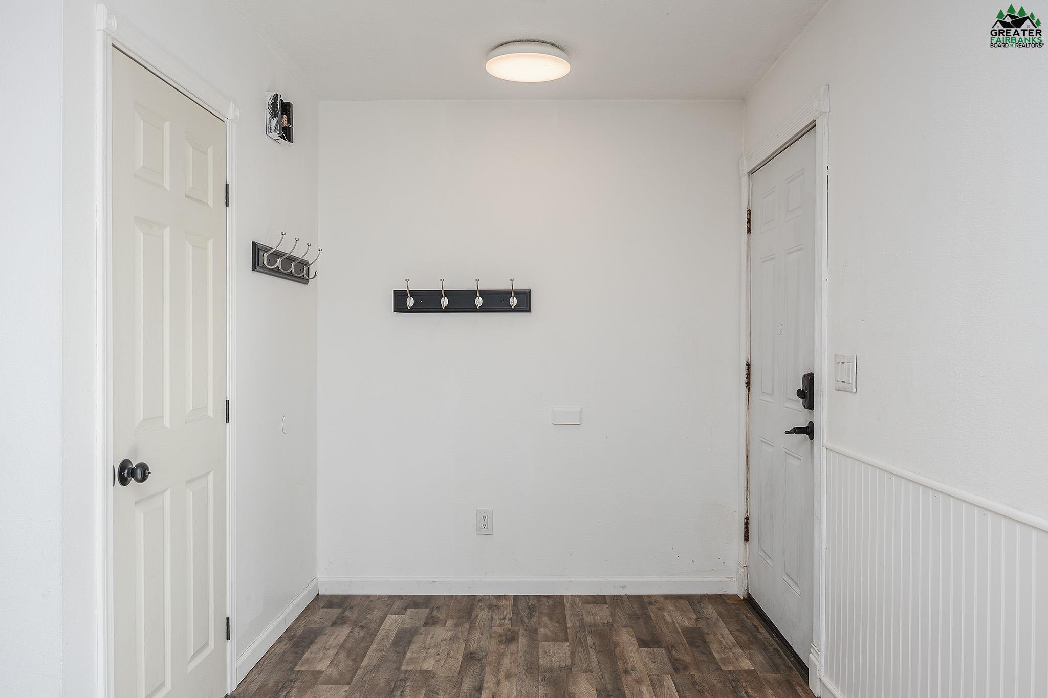 2208 GILLAM WAY