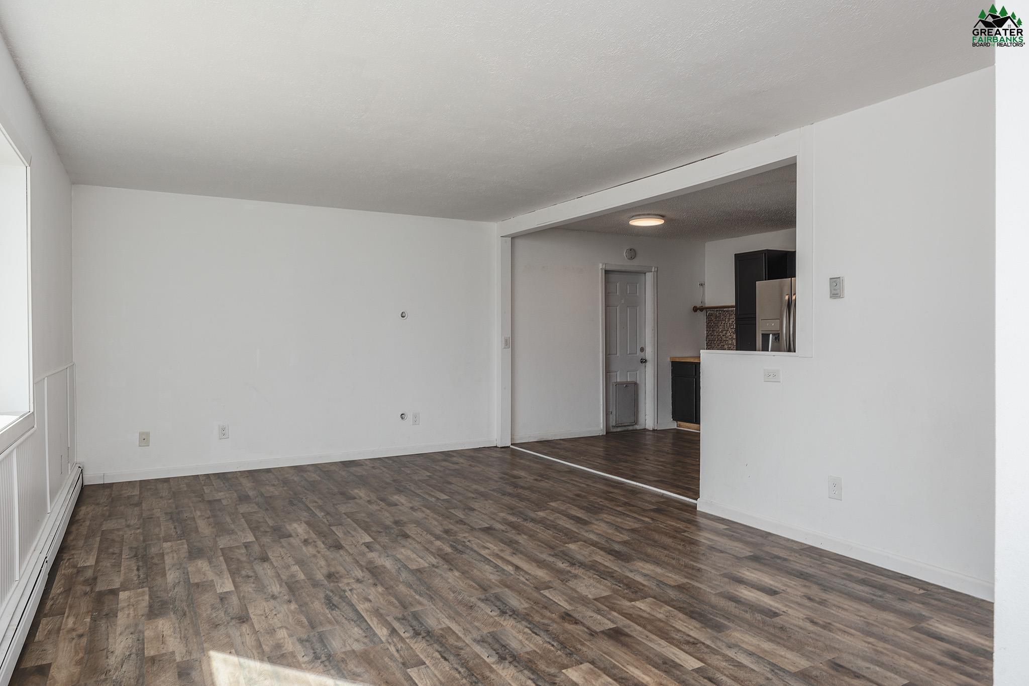 2208 GILLAM WAY