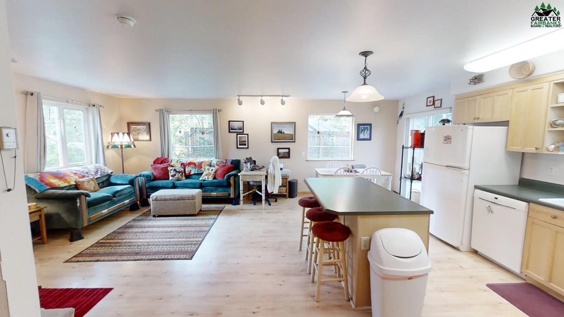 4012 BERRY COURT