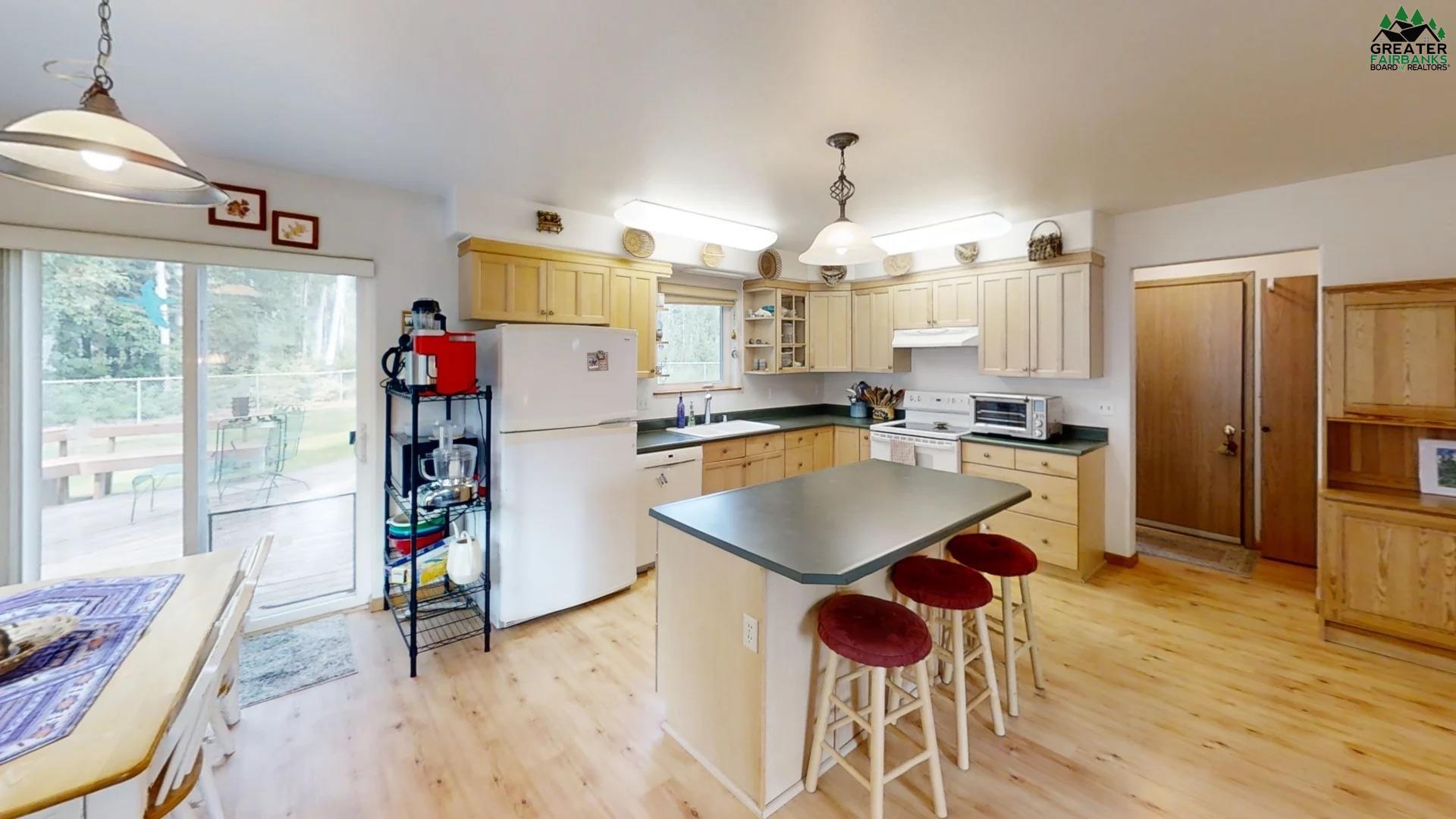 4012 BERRY COURT
