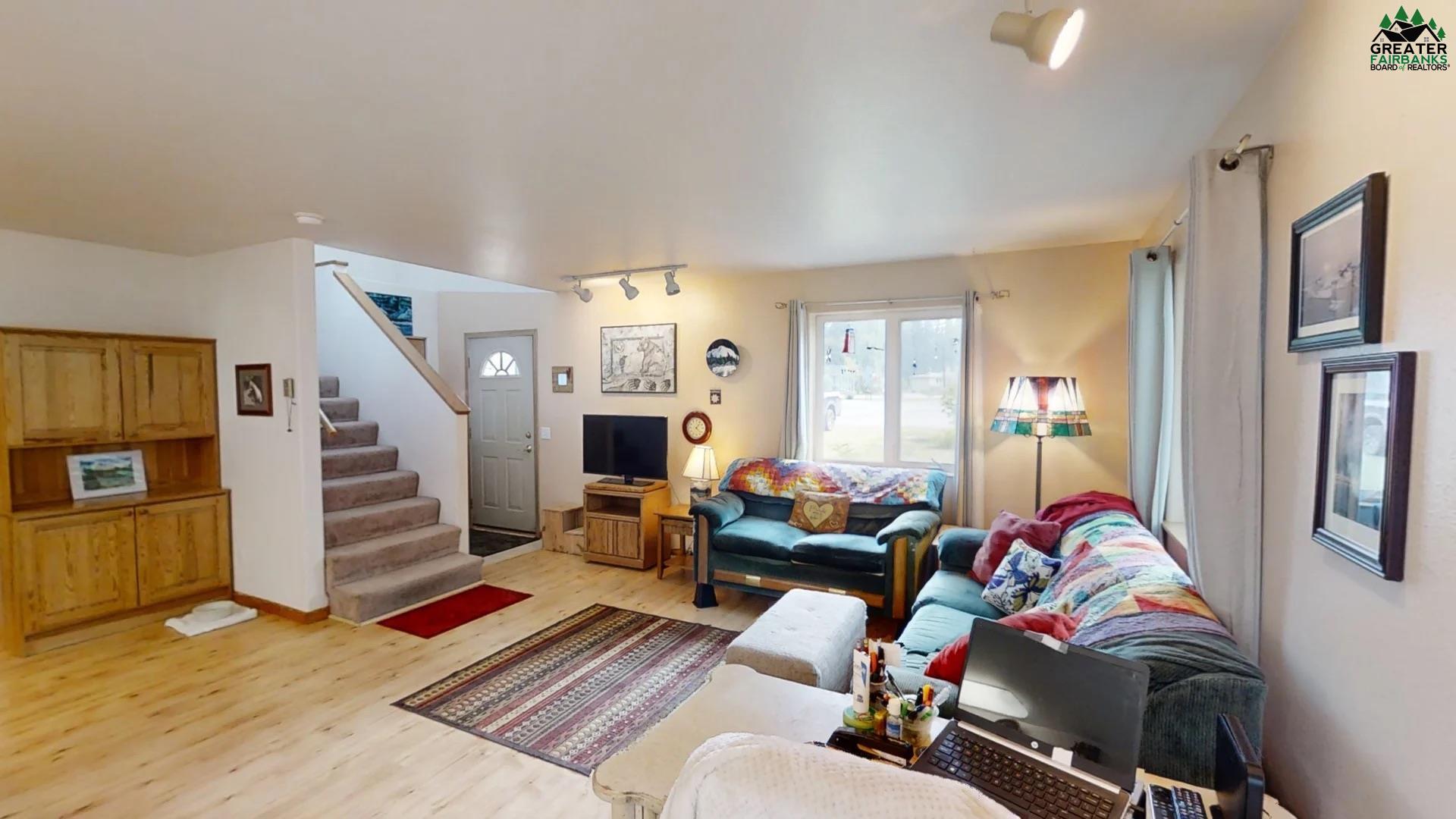 4012 BERRY COURT