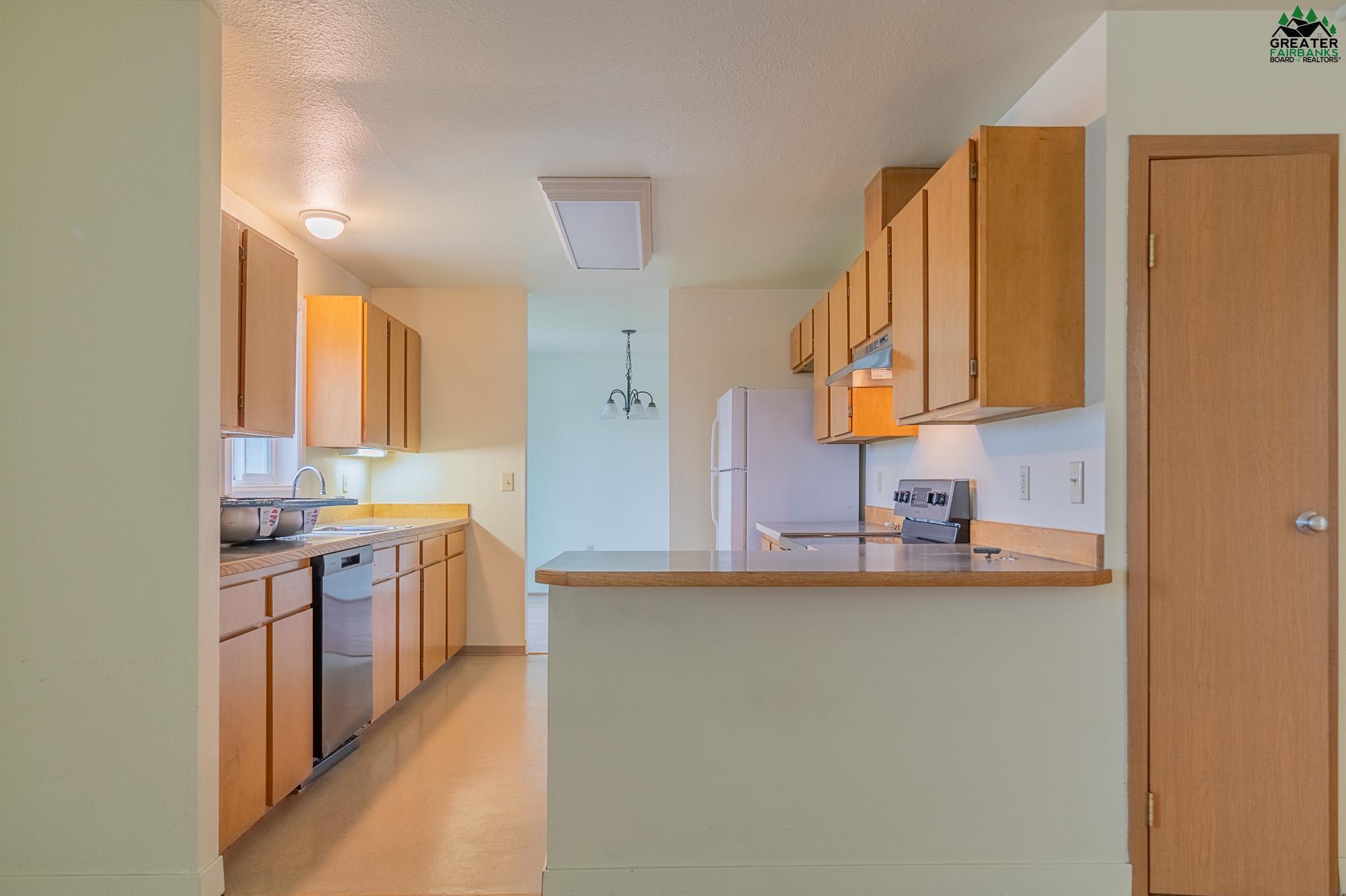 1307 BAINBRIDGE BOULEVARD