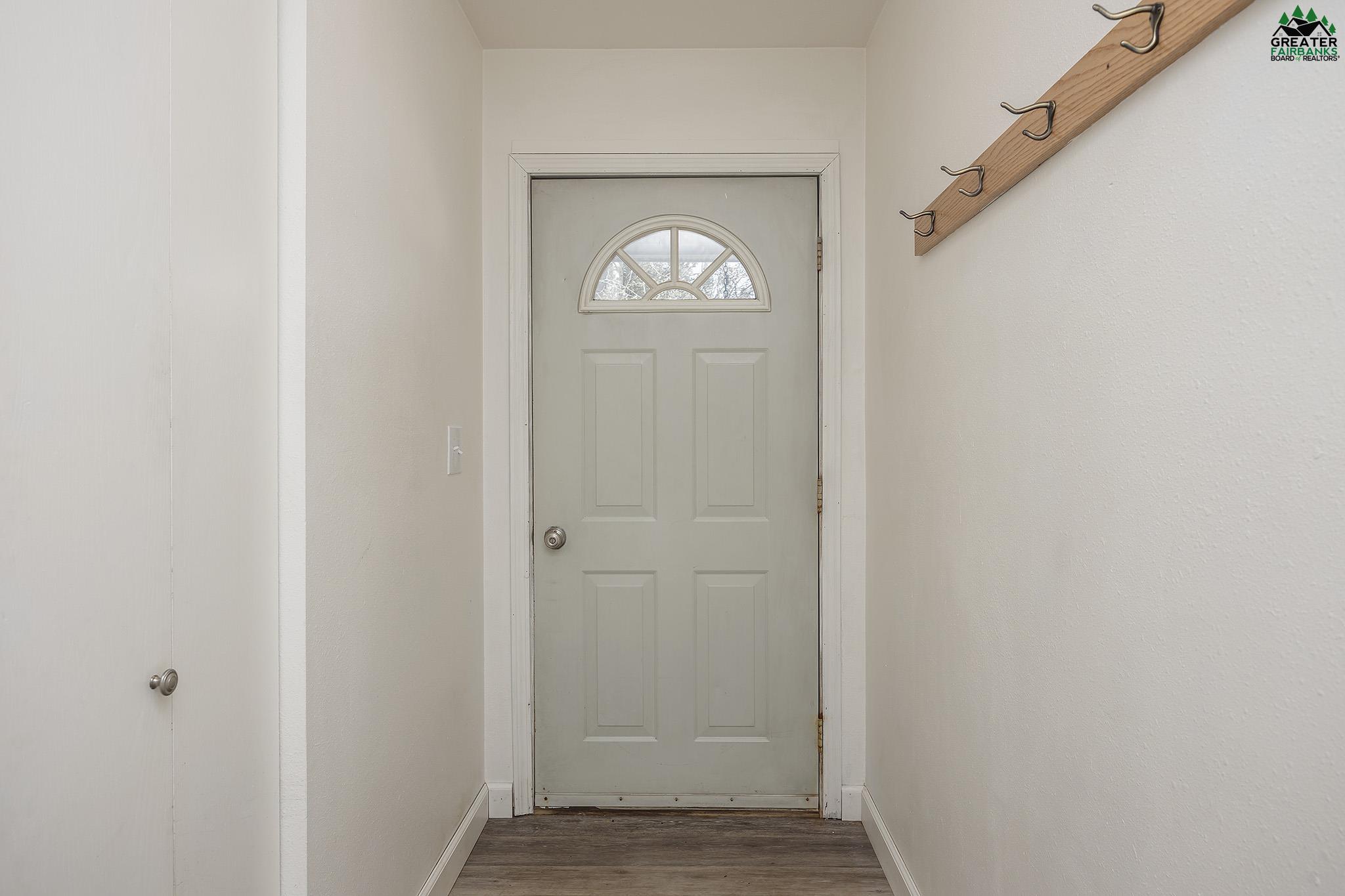 3875 LAKEWOOD LOOP