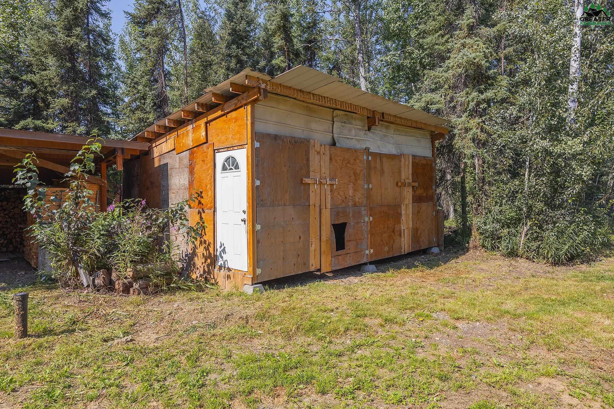 3875 LAKEWOOD LOOP