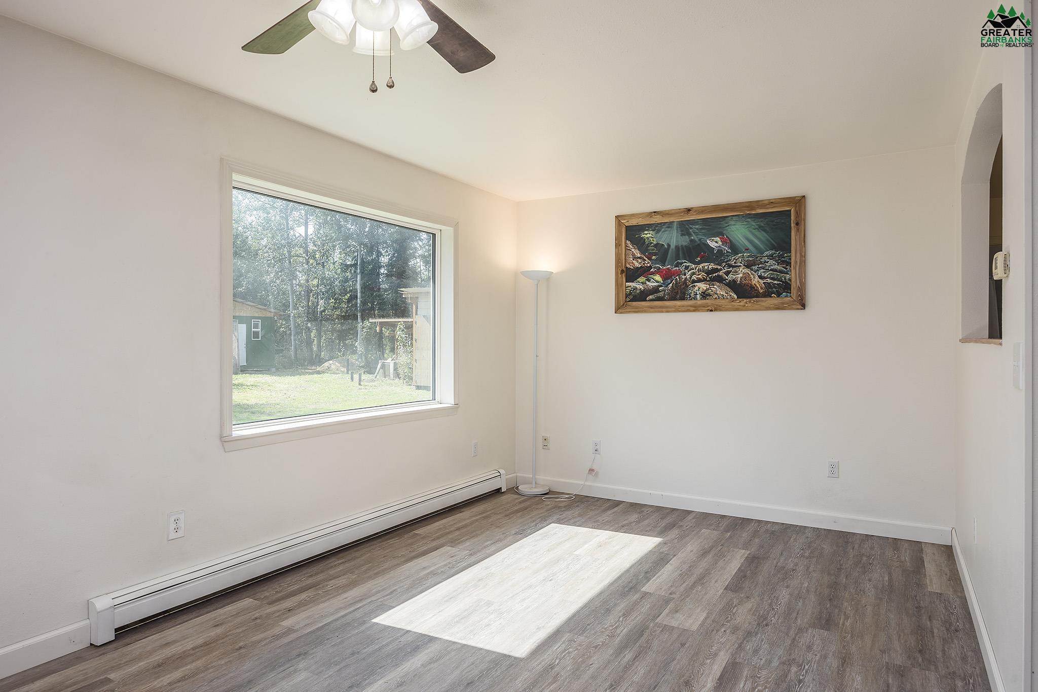 3875 LAKEWOOD LOOP