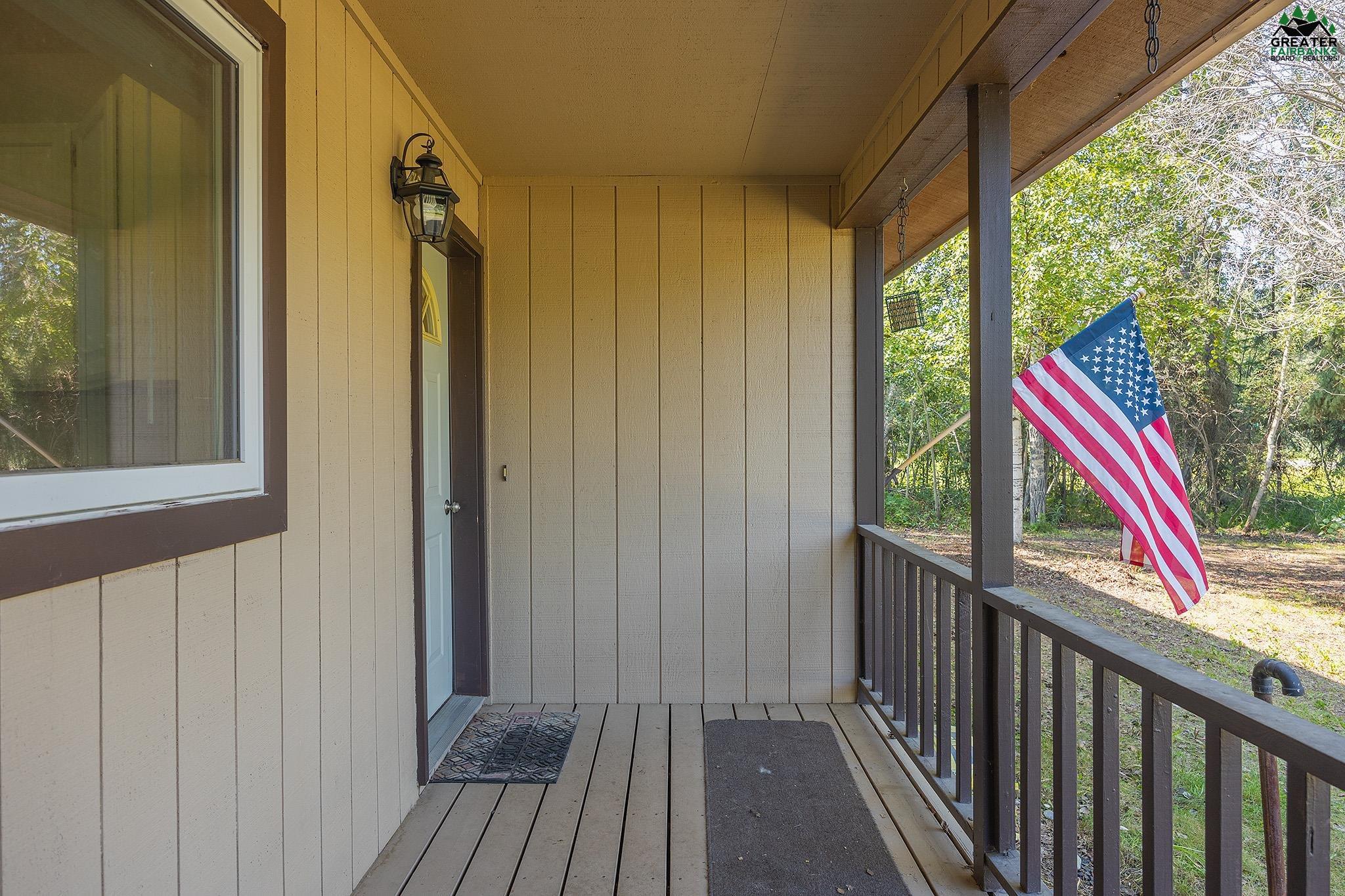 3875 LAKEWOOD LOOP