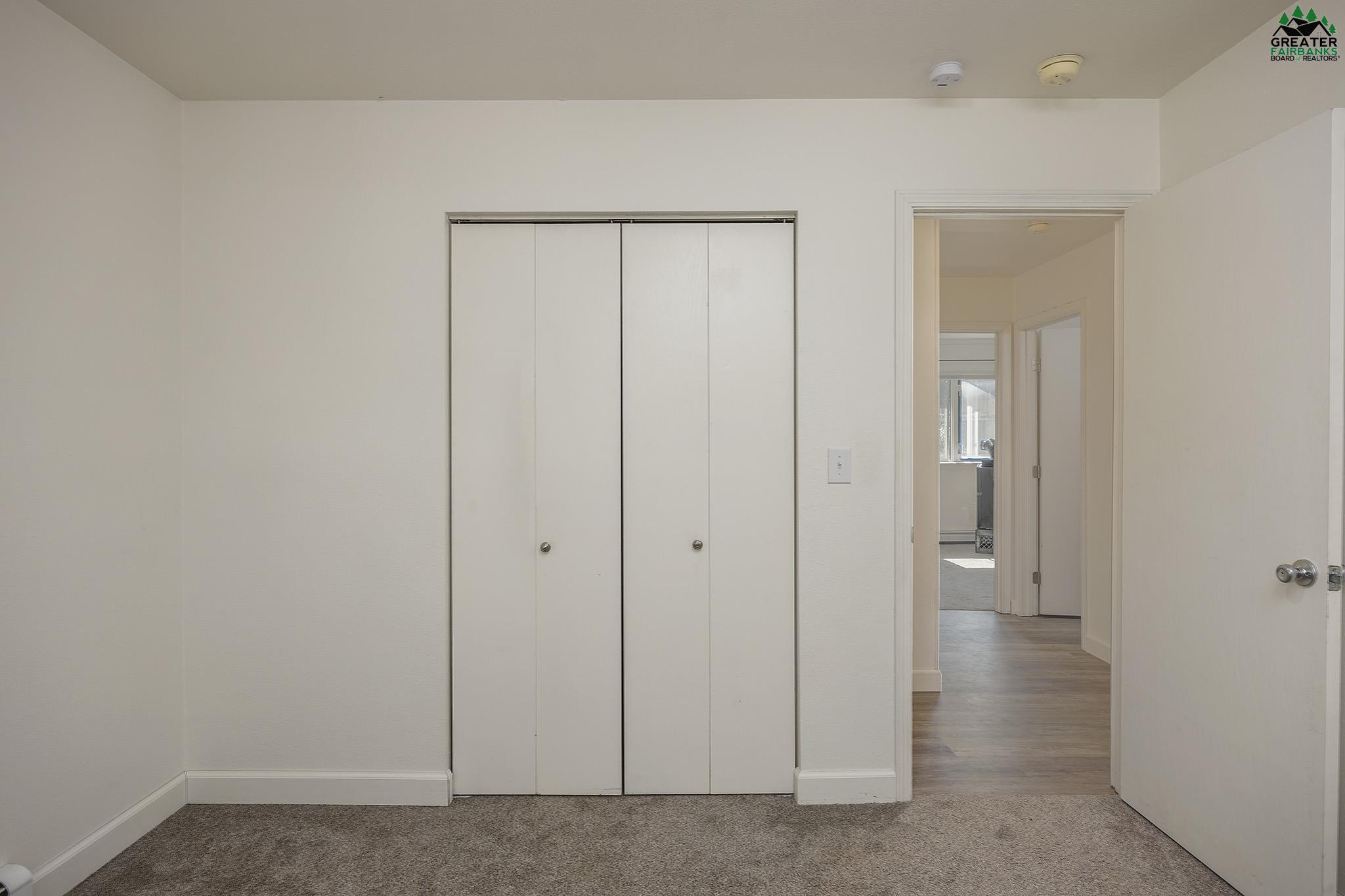 3875 LAKEWOOD LOOP