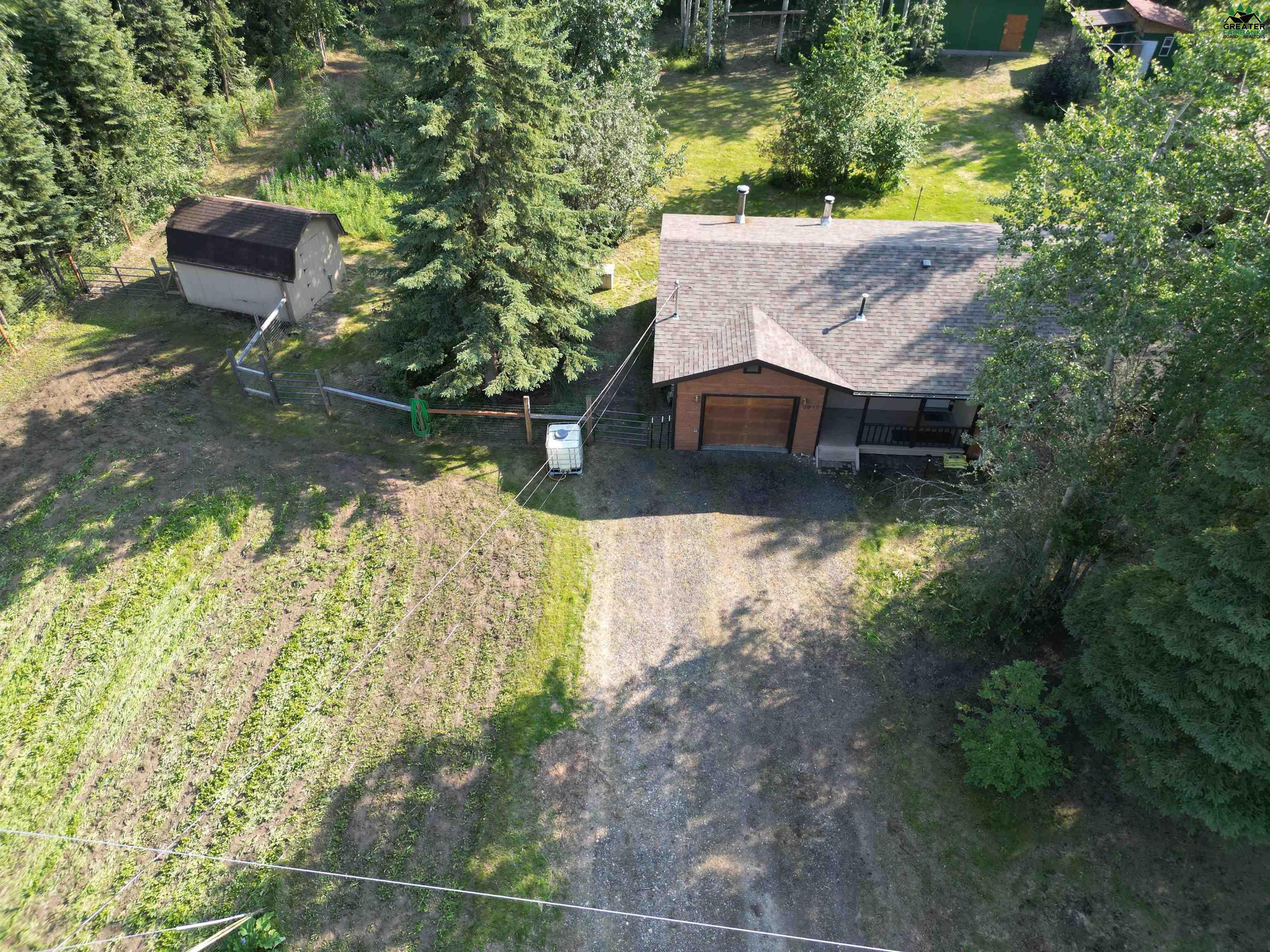 3875 LAKEWOOD LOOP
